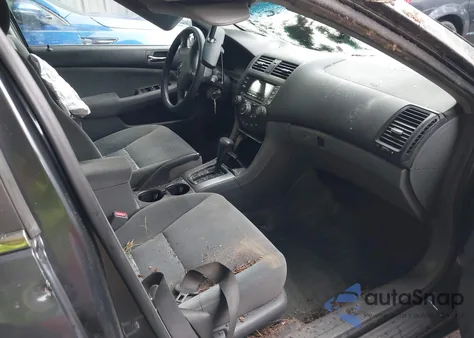 2004 Honda Accord 2.4 Ex from USA, damaged, VIN 1HGCM566X4A003922